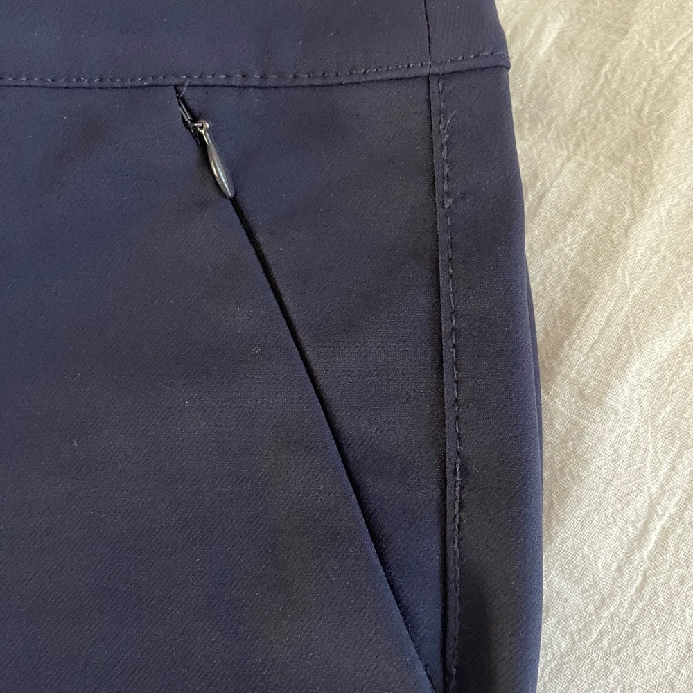White House Black Market The Skinny pant - Picture 2 of 5